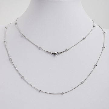 Łańcuszek ze stali chirurgicznej żmijka z kuleczkami w kolorze srebrnym 50cm