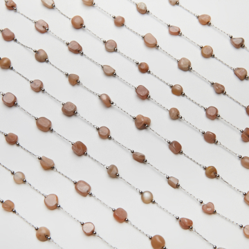 Łańcuch z kamieniem słonecznym ze stali chirurgicznej w kolorze srebrnym 13x4mm