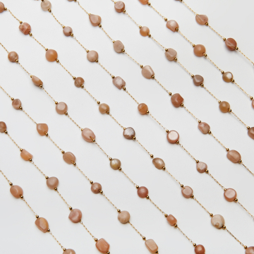 Łańcuch z kamieniem słonecznym ze stali chirurgicznej w kolorze złotym 13x4mm