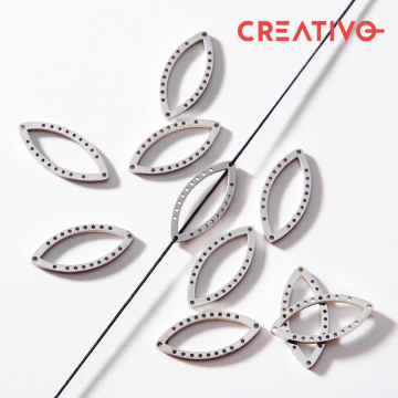 Baza do beadingu ze stali chirurgicznej oczko w kolorze srebrnym 22,6mm