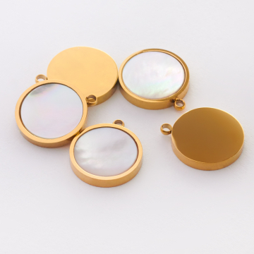 Zawieszka ze stali chirurgicznej z masą perłową kółko w kolorze złotym 11,5mm