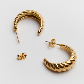 Kolczyki ze stali chirurgicznej w kolorze złotym 22mm PVD