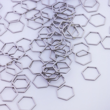 Baza geometryczna ze stali chirurgicznej heksagon w kolorze srebrnym13,5mm