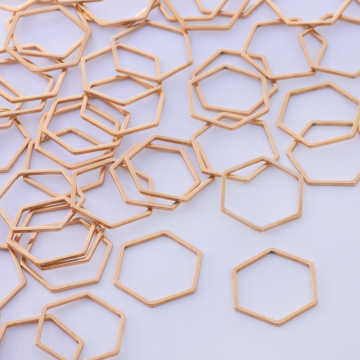 Baza geometryczna ze stali chirurgicznej heksagon w kolorze złotym 18mm