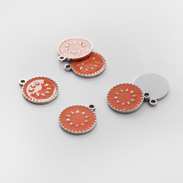 Emaliowana zawieszka ze stali chirurgicznej kółko łososiowe w kolorze srebrnym 18mm