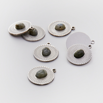 Zawieszka ze stali chirurgicznej kółko nacinane z labradorytem w kolorze srebrnym 21mm