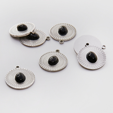 Zawieszka ze stali chirurgicznej kółko nacinane z onyksem w kolorze srebrnym 21mm