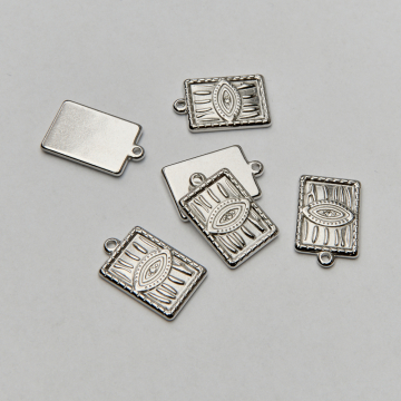 Zawieszka ze stali chirurgicznej oko proroka z cyrkonią w kolorze srebrnym 21,5mm