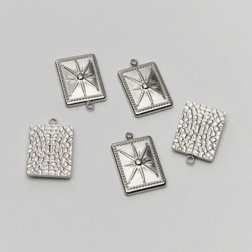 Zawieszka ze stali chirurgicznej gwiazda północy w kolorze srebrnym 18,5mm