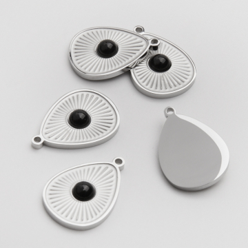 Zawieszka ze stali chirurgicznej łezka z onyksem w kolorze srebrnym 18mm