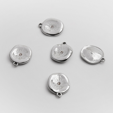 Zawieszka ze stali chirurgicznej kółko nieregularne z cyrkonią w kolorze srebrnym 16,5mm