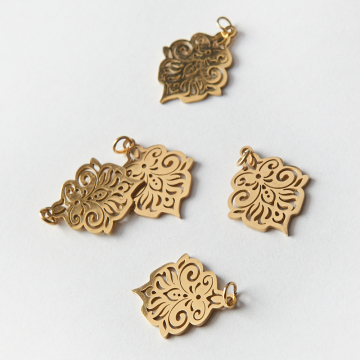 Zawieszka ze stali chirurgicznej wachlarz w kolorze złotym 20x16mm PVD