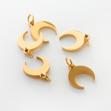 Zawieszka ze stali chirurgicznej róg obfitości w kolorze złotym 9,5mm Zawieszka ze stali chirurgicznej róg obfitości w kolorze złotym 9,5mm