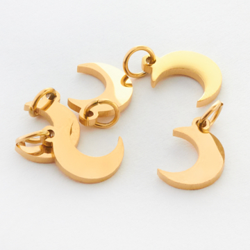 Zawieszka ze stali chirurgicznej księżyc w kolorze złotym 11mm Zawieszka ze stali chirurgicznej księżyc w kolorze złotym 11mm