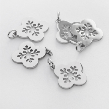 Zawieszka ze stali chirurgicznej koniczyna marokańska do naszyjników w kolorze srebrnym 18,5mm