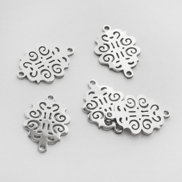 Łącznik ze stali chirurgicznej ażurowy w kolorze srebrnym 19mm