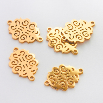 Łącznik ze stali chirurgicznej ażurowy w kolorze złotym 19mm