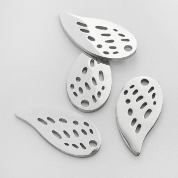 Zawieszka ze stali chirurgicznej skrzydełko w kolorze srebrnym 20mm