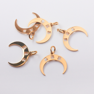 Zawieszka ze stali chirurgicznej róg obfitości w kolorze złotym 13mm Zawieszka ze stali chirurgicznej róg obfitości w kolorze złotym 13mm