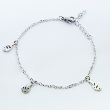 Bransoletka ze stali chirurgicznej trzy zawieszki ananas w kolorze srebrnym 19,5cm