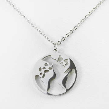 Naszyjnik ze stali chirurgicznej kula ziemska w kolorze srebrnym 45cm