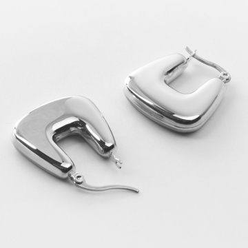 Duże kolczyki kwadraty ze stali chirurgicznej w kolorze srebrnym 21x24mm