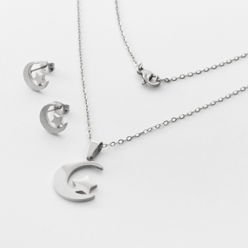 Komplet biżuterii ze stali chirurgicznej z kolczykami księżyc z gwiazdką w kolorze srebrnym 45cm