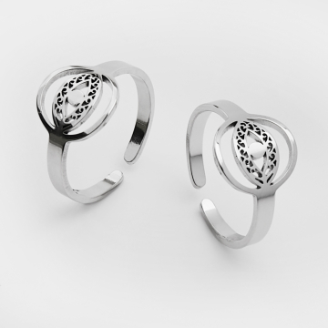 Pierścionek regulowany ze stali chirurgicznej z okiem proroka w kolorze srebrnym 20mm