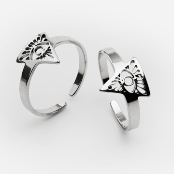 Pierścionek regulowany ze stali chirurgicznej z okiem proroka w kolorze srebrnym 20mm