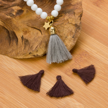 Chwost ciemny brąz 25mm