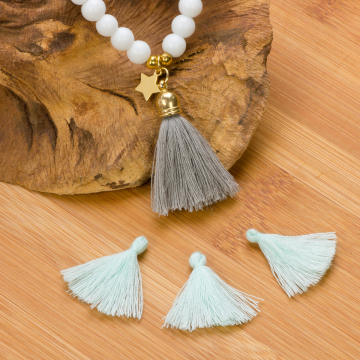 Chwost jasny turkus 30mm