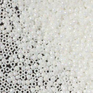 Koraliki TOHO Round 11/0 Opaque-Rainbow White