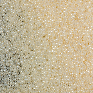 Koraliki TOHO Round Ceylon Lt. Ivory 15/0