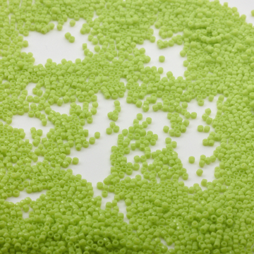 Koraliki TOHO - Round 15/0  Opaque Sour Apple