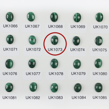 Malachit naturalny kaboszon owal 10mm