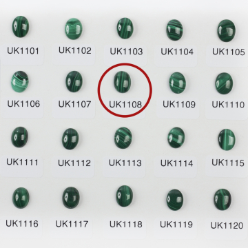 Malachit naturalny kaboszon owal 10,3mm