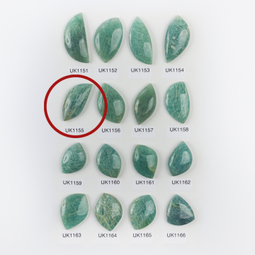 Amazonit kaboszon nieregularny 38mm