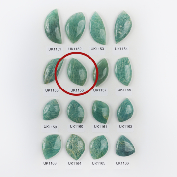 Amazonit kaboszon nieregularny 35mm