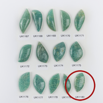 Amazonit kaboszon nieregularny 34mm