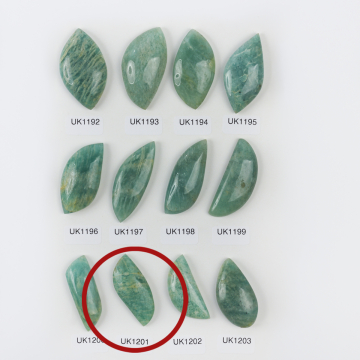 Amazonit kaboszon nieregularny 39,5mm