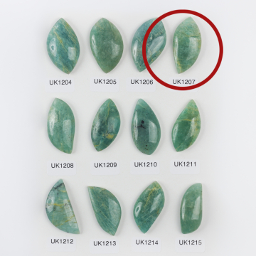 Amazonit kaboszon nieregularny 38,5mm