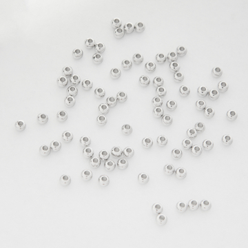 Kulki z mosiądzu w kolorze srebrnym 2,5mm
