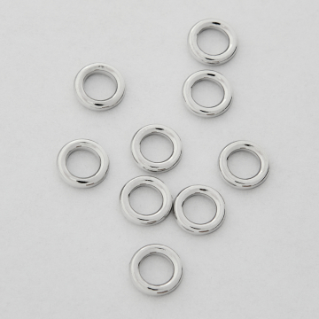 Kółeczko z mosiądzu w kolorze srebrnym 8mm