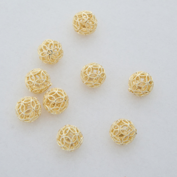 Kulki ażurowe z mosiądzu w kolorze złotym 7,5mm