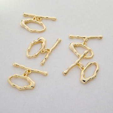 Zapięcie nieregularny owal z patyczkiem do naszyjników z mosiądzu w kolorze złotym 11x18,5mm