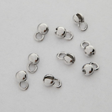 Końcówki kuleczki zaciskowe do wykańczania naszyjników i bransoletek z mosiądzu w kolorze srebrnym 5x1,2mm