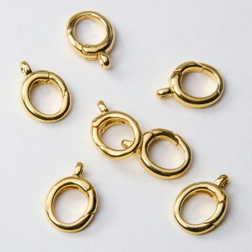 Zapięcie ozdobne karabińczyk owalny z mosiądzu w kolorze złotym 14x9,5mm