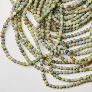 Agat zielony kulka matowa 4,5mm