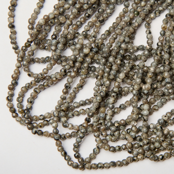 Larvikit kulka fasetowana szary 4mm