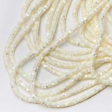 Biała opalizująca muszla krążek 6x2mm